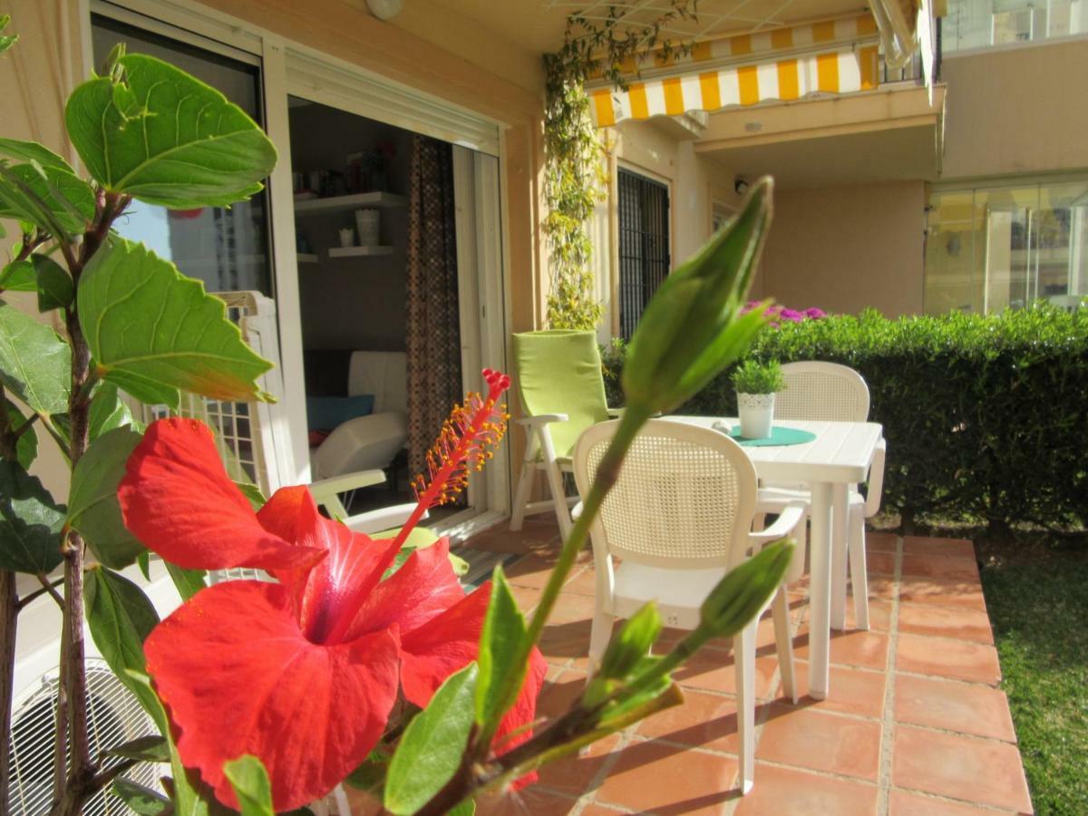 Carihuela Beach Torremolinos Exterior foto